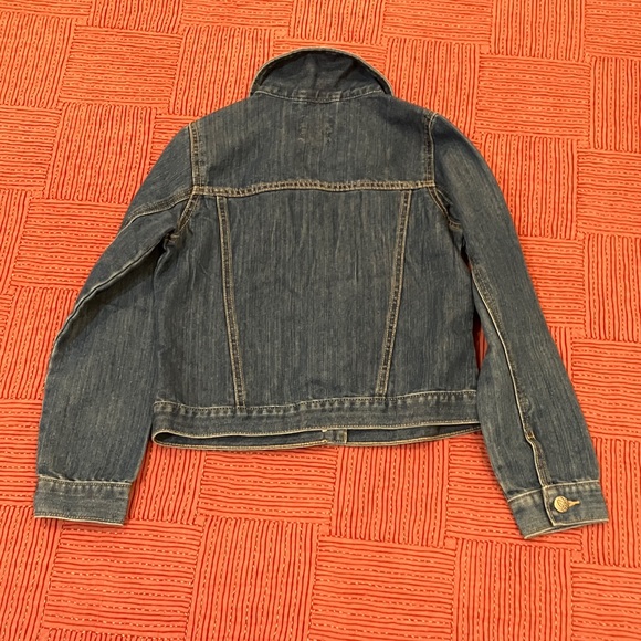 Large 10-12 years Blue Jean Jacket with butterfly motif on buttons - Picture 11 of 15